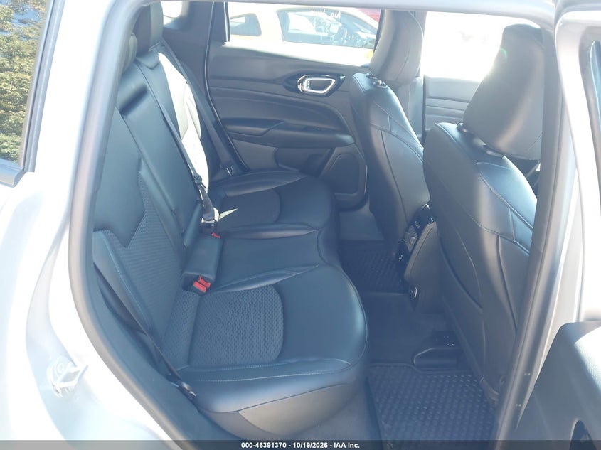 2025 JEEP COMPASS LATITUDE 4X4 · Фото 8