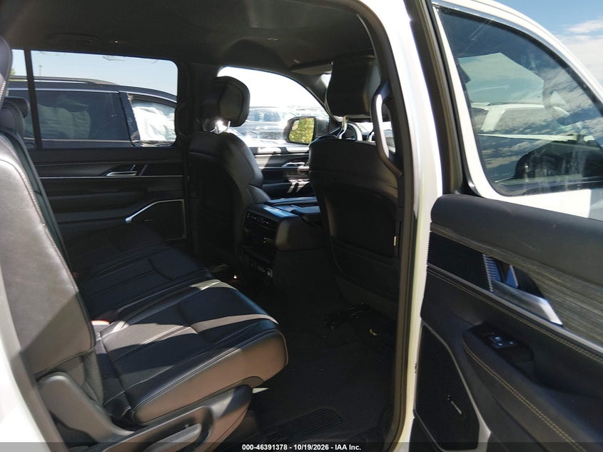 2024 JEEP WAGONEER L SERIES II 4X4 · Фото 8