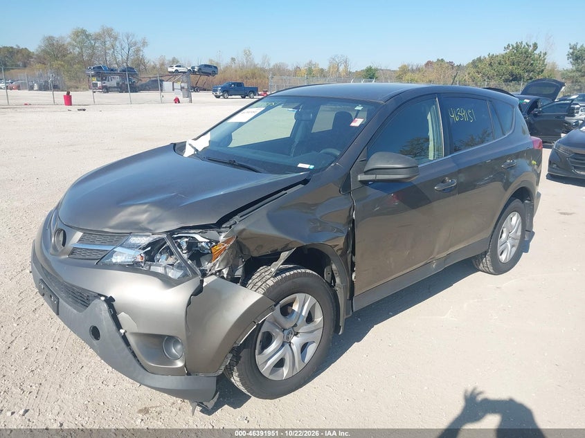2015 Toyota Rav4 Le, Front End, IAAI, VIN JTMBFREV4FD131661 — photo 2