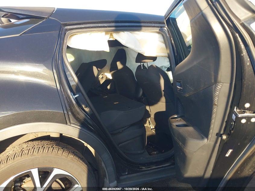 Vin: nmtkhmbx3jr008044, lot: 46892425, toyota c-hr xle 20183