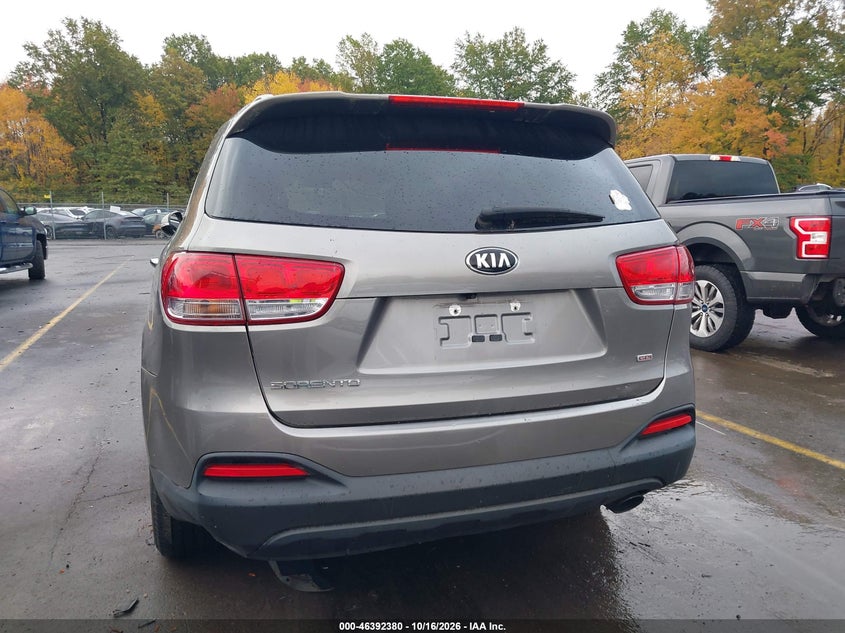 2018 KIA SORENTO 2.4L LX · Photo 16
