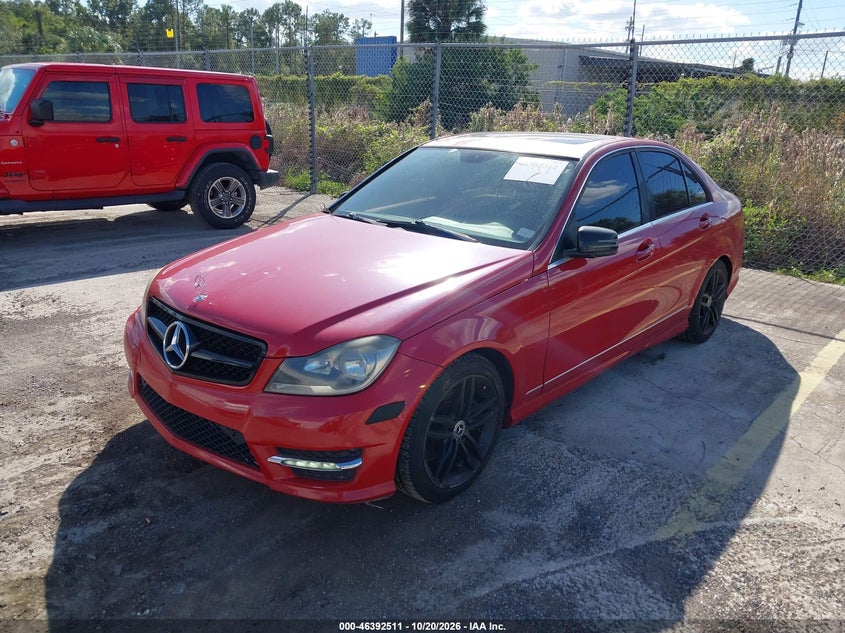 Vin: wddgf4hb5ea944586, lot: 46892869, mercedes-benz c 250 sport 20142