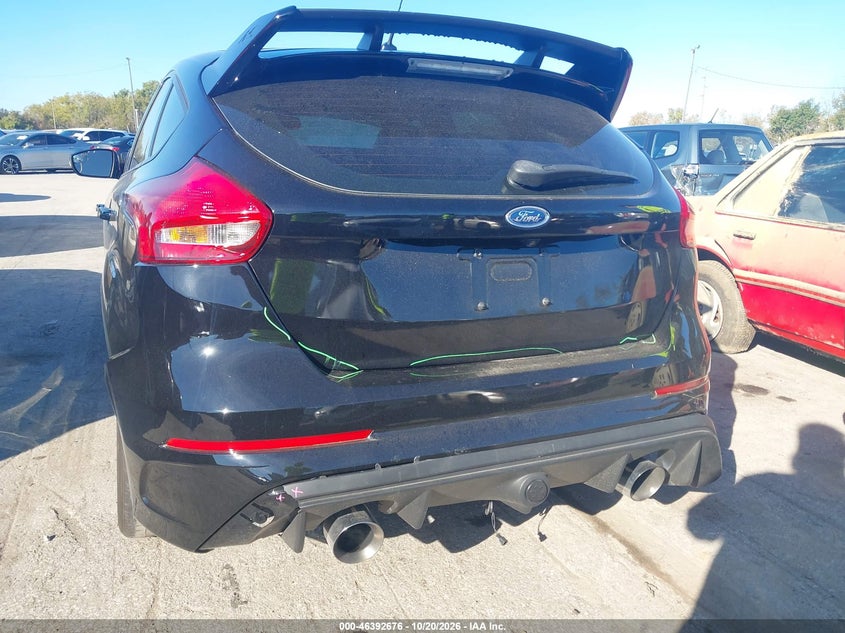 FORD FOCUS RS 2017 VIN WF0DP3TH1H4121315
