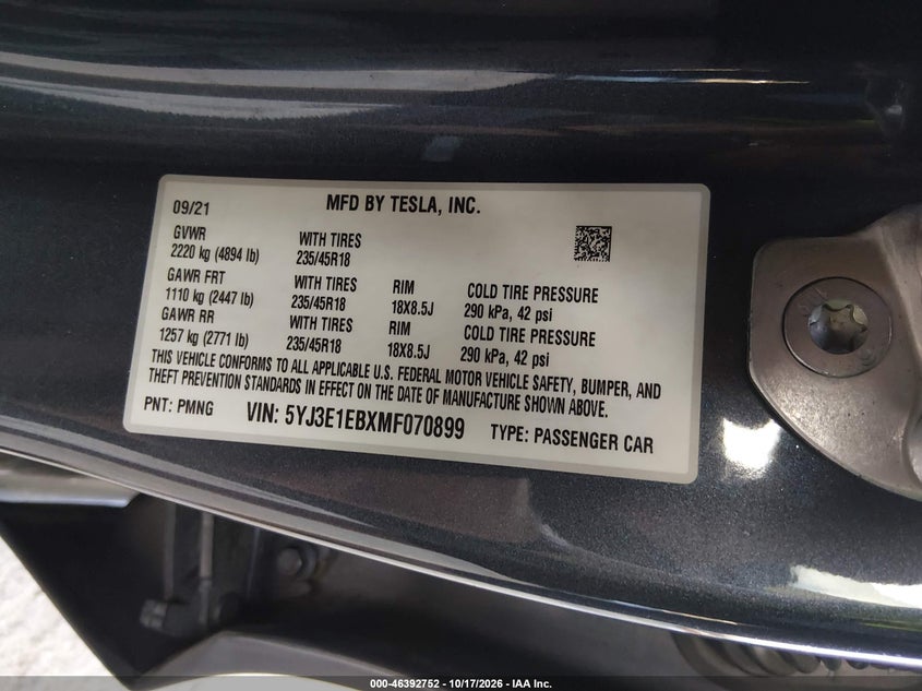 TESLA MODEL 3 - zdjęcie 9