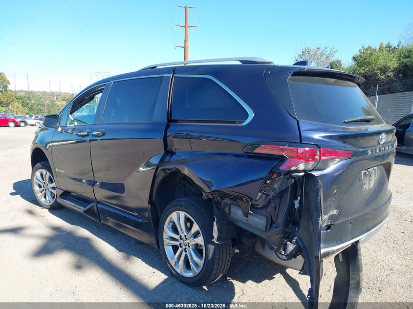 Vin: 5tderkec7rs180047, lot: 46893183, toyota sienna platinum 20243