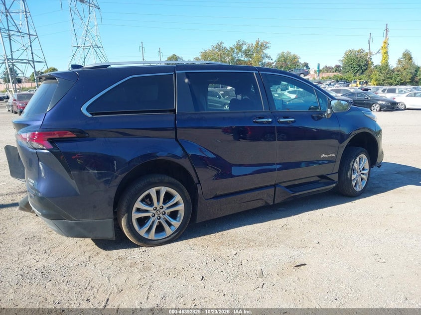 Vin: 5tderkec7rs180047, lot: 46893183, toyota sienna platinum 20244