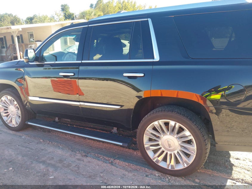 CADILLAC ESCALADE - zdjęcie 14