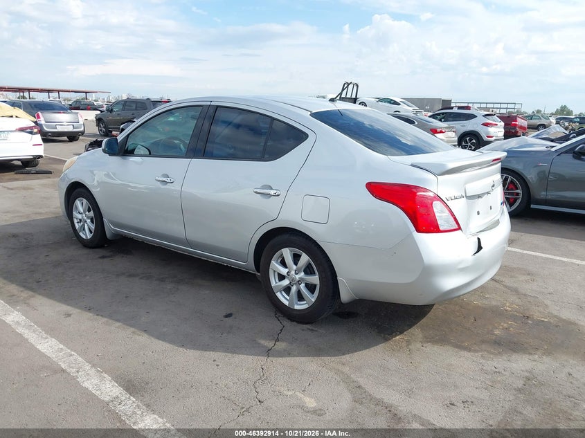 Vin: 3n1cn7ap4el853937, lot: 46893272, nissan versa 1.6 sv 20143