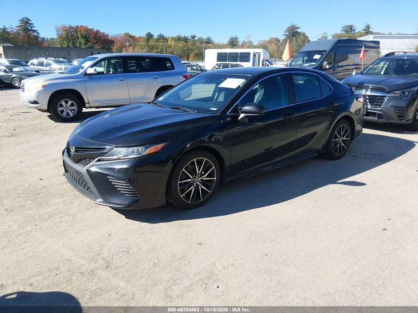 2018 Toyota Camry Se, Right Side, IAAI, VIN 4T1B11HKXJU076459 — photo 2
