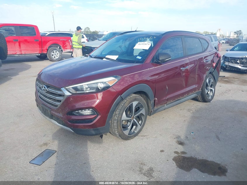 2017 Hyundai Tucson Limited, Левый бок, IAAI, VIN KM8J33A27HU345801 — фото 2