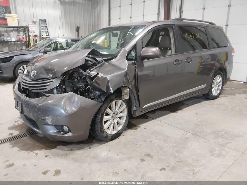Vin: 5tddk3dc2ds062908, lot: 46894424, toyota sienna xle 7 passenger 20132