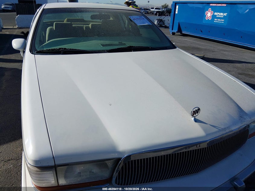 BUICK ROADMASTER 1992 VIN 1G4BN5371NR452389
