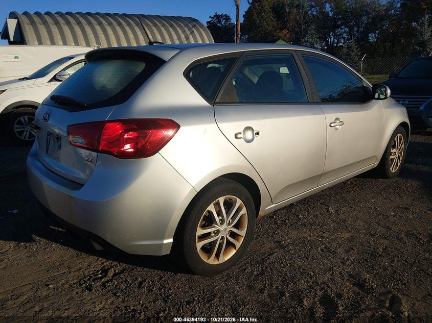 2011 KIA FORTE EX · Фото 4