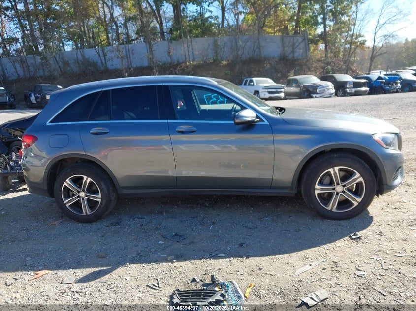 MERCEDES-BENZ GLC 300 - zdjęcie 13