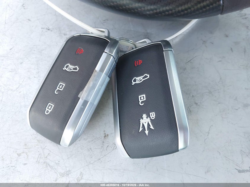 2023 MASERATI MC20 · Фото 11