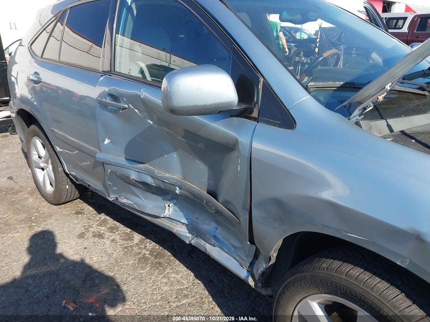 2005 LEXUS RX 330 · Фото 6