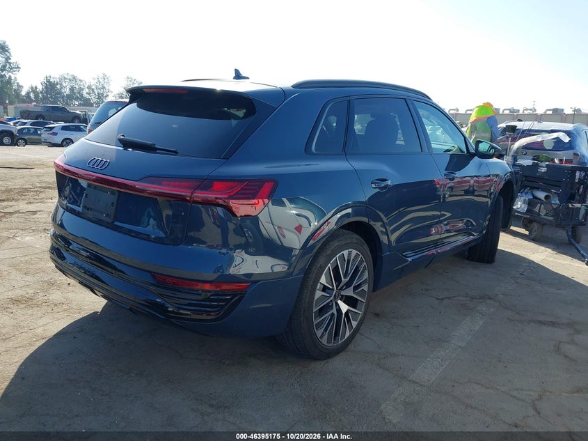 Vin: wa15aage3rb053412, lot: 46895533, audi q8 e-tron premium plus quattro 20244