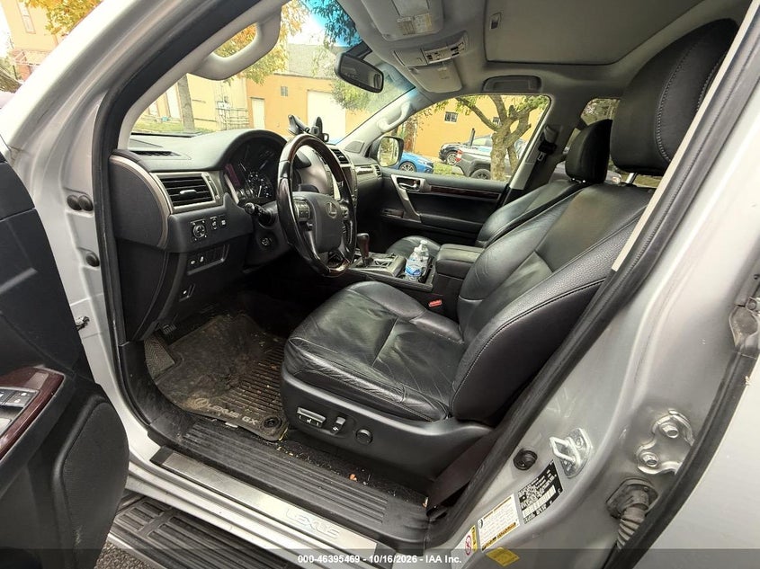 2017 LEXUS GX · Фото 5
