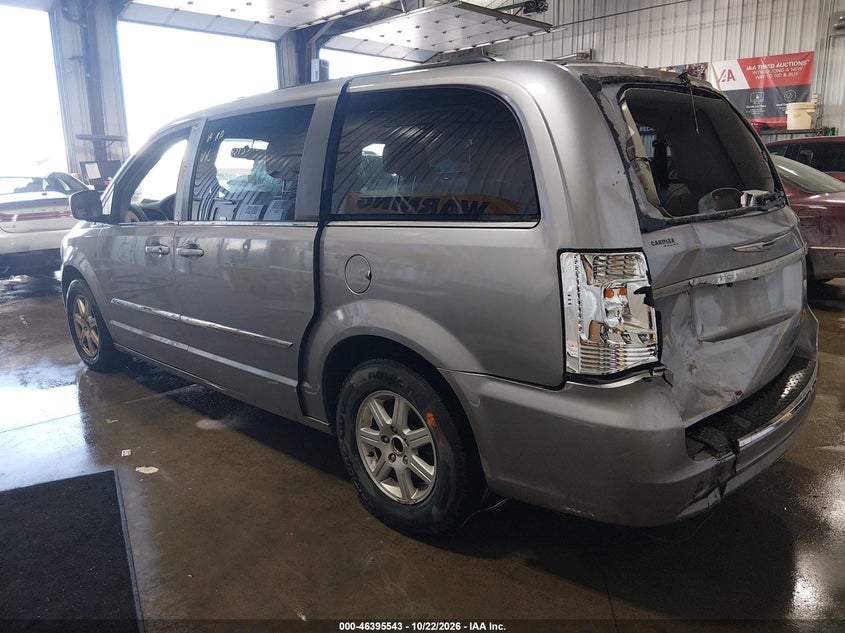 Vin: 2c4rc1bg3dr637779, lot: 46895901, chrysler town & country touring 20133
