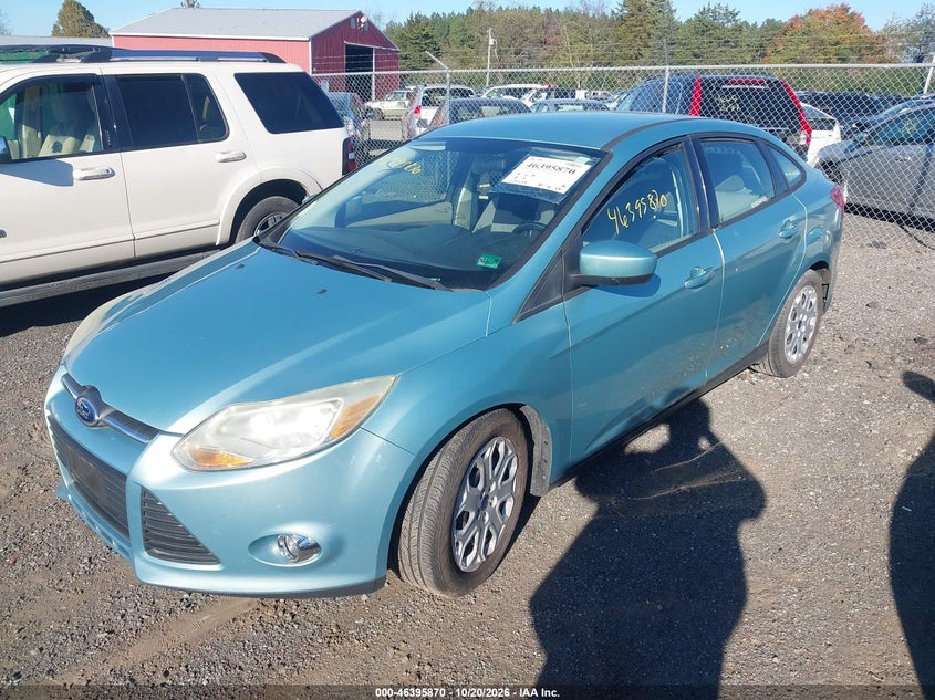 Vin: 1fahp3f26cl408939, lot: 46896228, ford focus se 20122