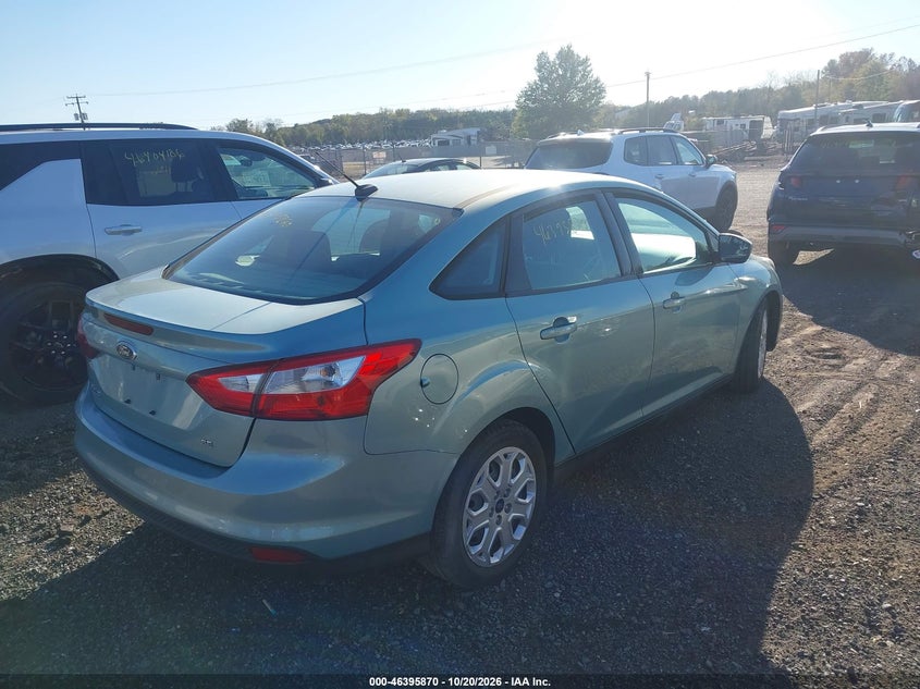 Vin: 1fahp3f26cl408939, lot: 46896228, ford focus se 20124