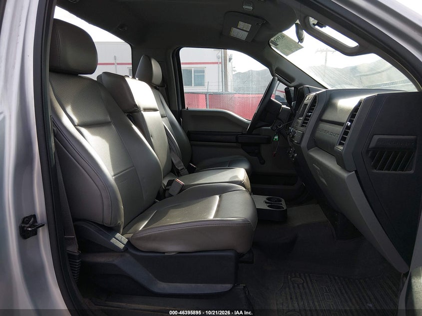 Ford F-250 - фото 5