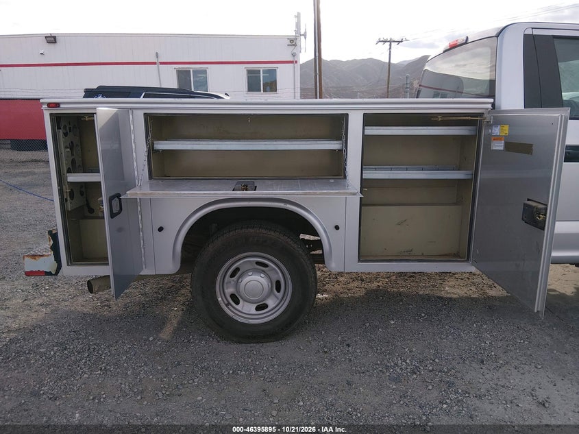 Ford F-250 - фото 8