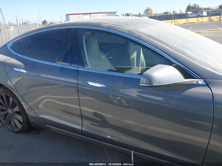 2013 TESLA MODEL S · Фото 12