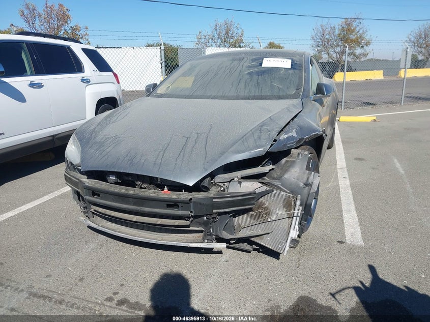 2013 TESLA MODEL S · Фото 6