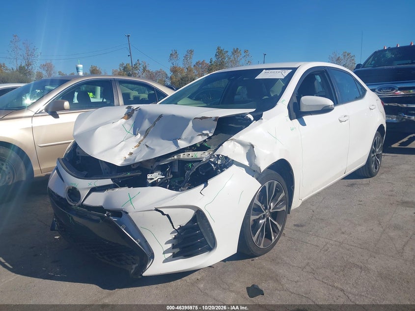 Vin: 2t1burhe6hc813720, lot: 46896333, toyota corolla se 20172