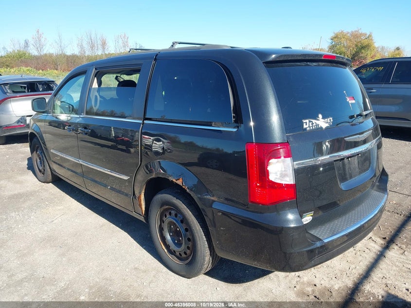 2013 CHRYSLER TOWN & COUNTRY TOURING · Фото 3