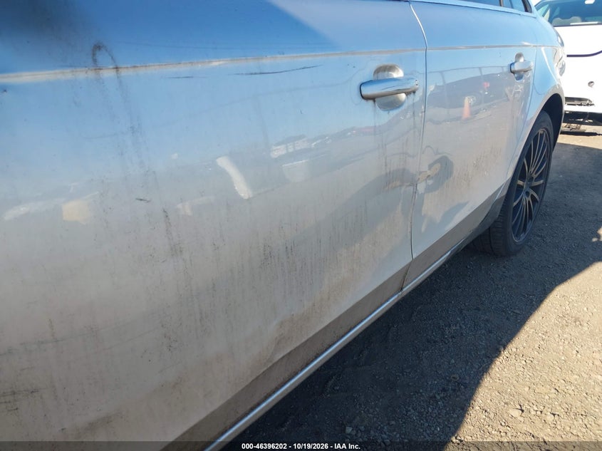 2013 AUDI A4 2.0T PREMIUM · Фото 6