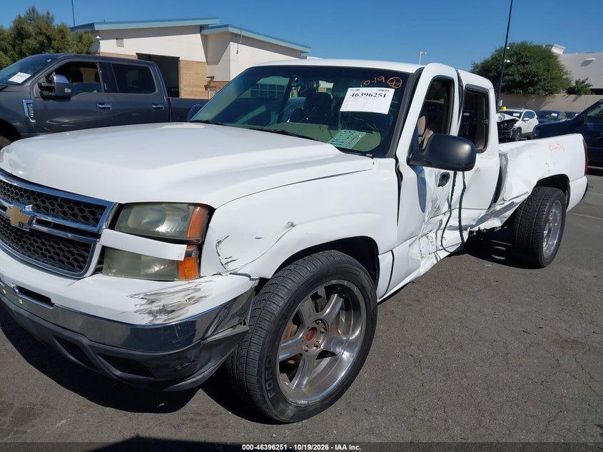2006 Chevrolet Silverado 1500 Lt1, Left & Right Side, IAAI, VIN 1GCEC19V66Z144321 — photo 2