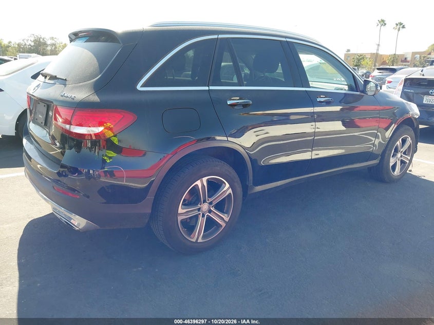 MERCEDES-BENZ GLC 300 - zdjęcie 4