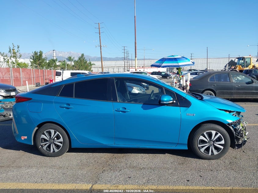 TOYOTA PRIUS PRIME - zdjęcie 14