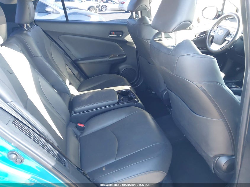 TOYOTA PRIUS PRIME - zdjęcie 8