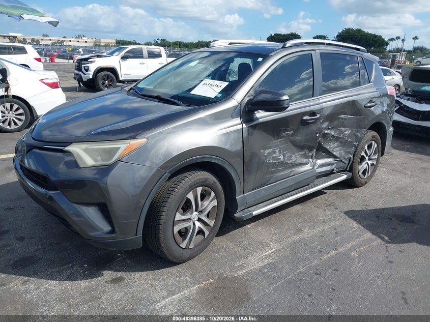 Vin: jtmzfrev0hj703070, lot: 46896743, toyota rav4 le 20172