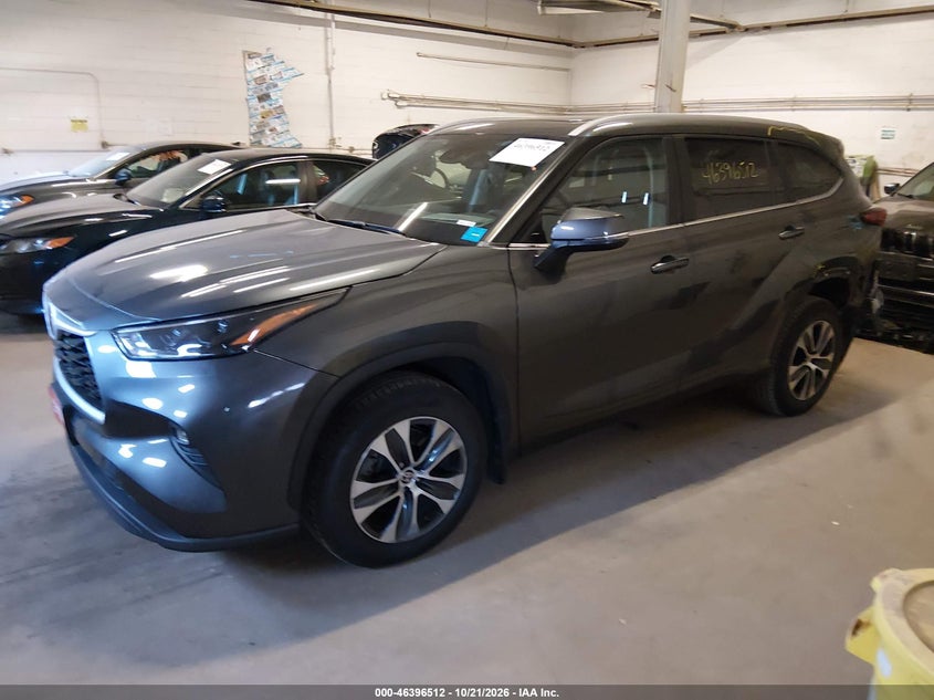 2023 Toyota Highlander Xle, Удар сзади, IAAI, VIN 5TDKDRBH7PS012965 — фото 2