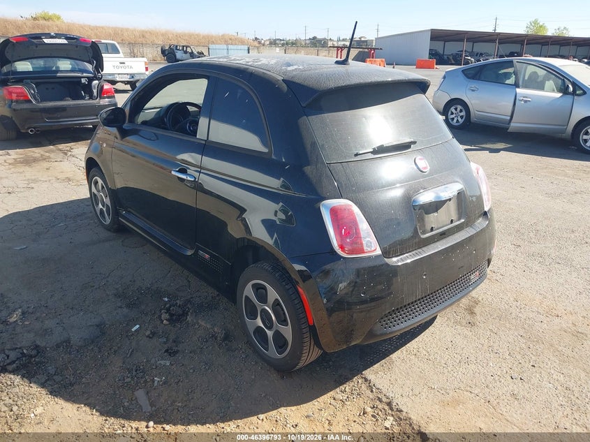 2015 FIAT 500E BATTERY ELECTRIC · Фото 3