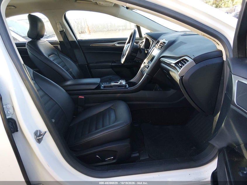 2017 FORD FUSION HYBRID SE · Фото 5