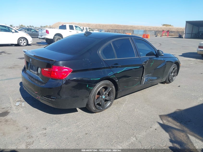 Vin: wba3c1c50cf431048, lot: 46897460, bmw 328i 20124