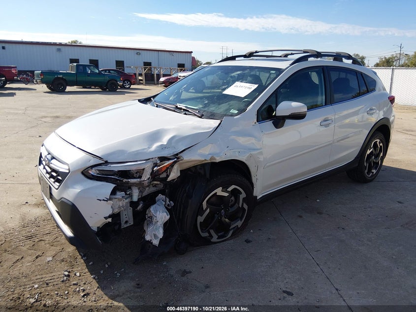 2021 Subaru Crosstrek Limited, Left Front, IAAI, VIN JF2GTHNC6MH318110 — photo 2
