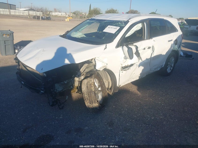 2016 Kia Sorento 2.4L Lx, Unknown, IAAI, VIN 5XYPG4A37GG179829 — photo 2