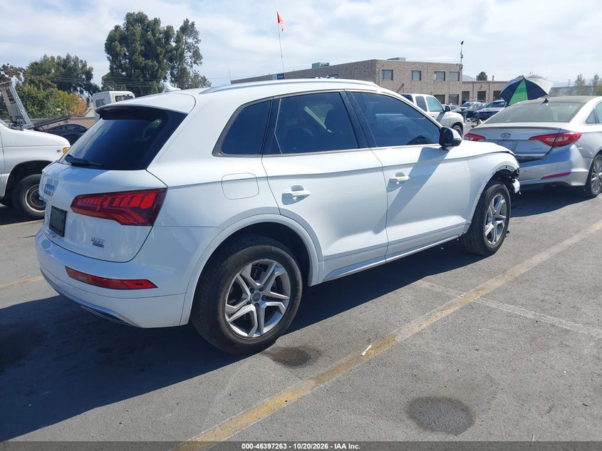 Vin: wa1anafy8j2041680, lot: 46897621, audi q5 2.0t premium/2.0t tech premium 20184