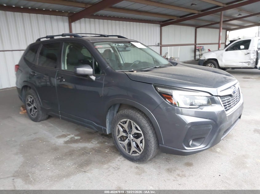 Vin: jf2skajc5mh449023, lot: 46897877, subaru forester premium 2021 img_1