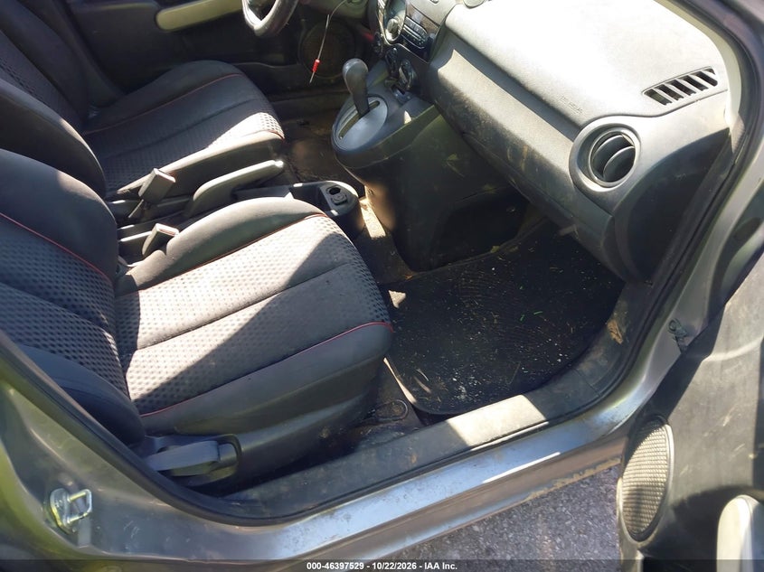 2012 MAZDA MAZDA2 TOURING · Фото 5