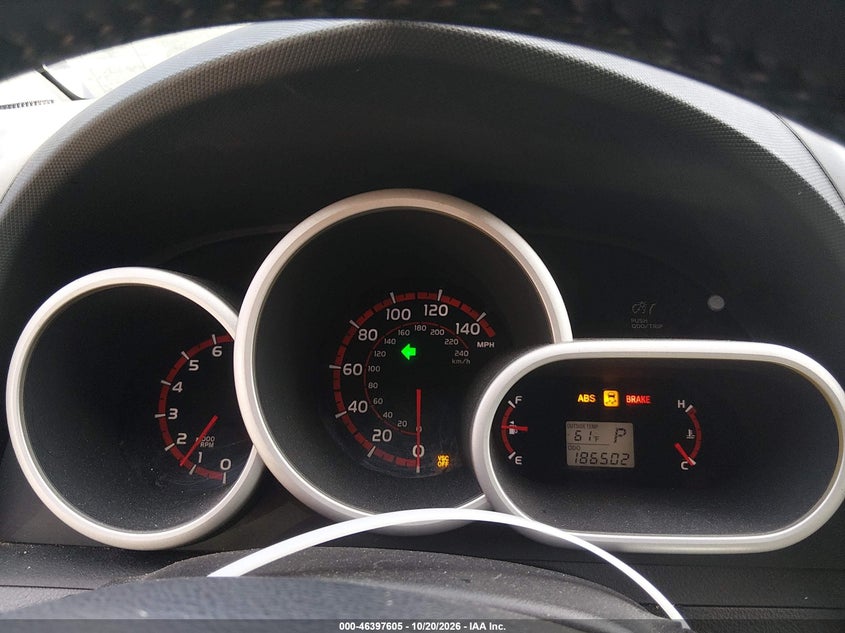 2009 PONTIAC VIBE · Фото 7