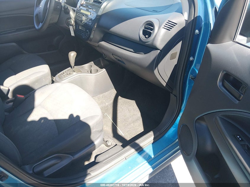 2015 MITSUBISHI MIRAGE DE · Фото 8