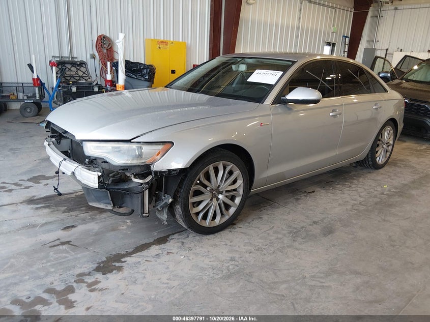 2012 Audi A6 3.0 Premium, Front End, IAAI, VIN WAUBGAFC0CN007322 — photo 2