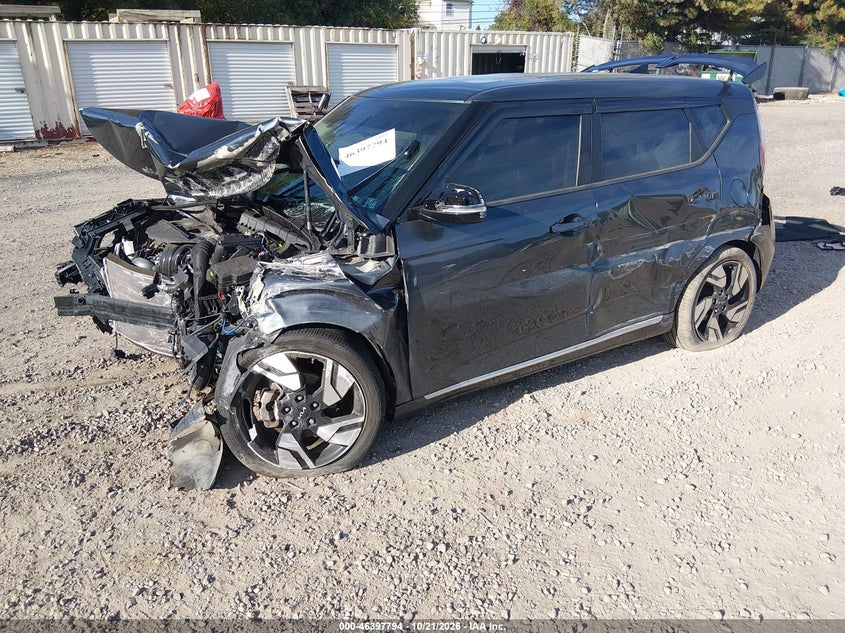 2023 Kia Soul Gt-Line, Front End, IAAI, VIN KNDJ53AU3P7200123 — photo 2